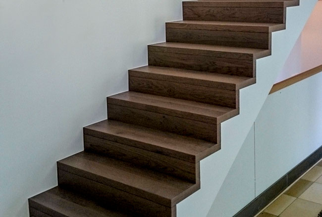Treppen individuell und funktionell gefertigt von der Tischlerei Rosendahl in Essen